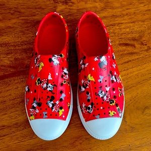 DISNEY X NATIVE Minnie Mouse shoes